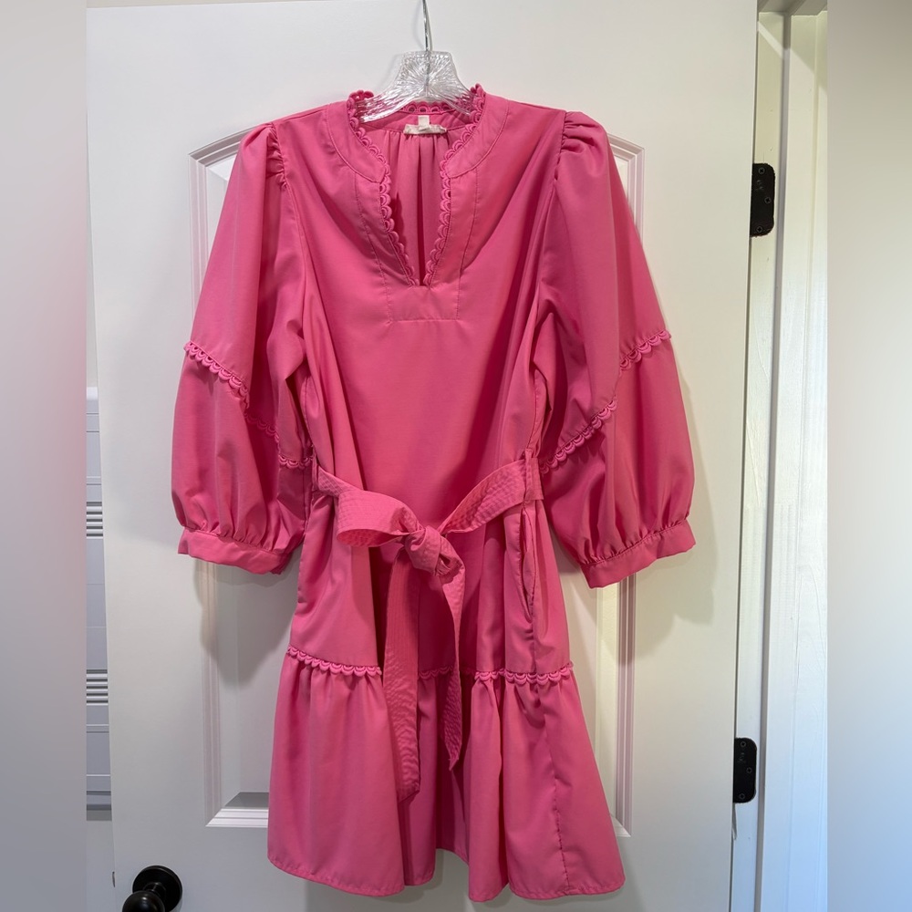 Entro Vibrant Pink Scalloped Dress